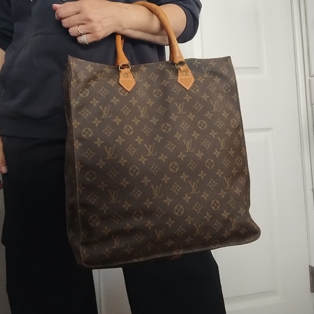 Louis Vuitton Brown Monogram Tote Bag - Picture 14 of 16